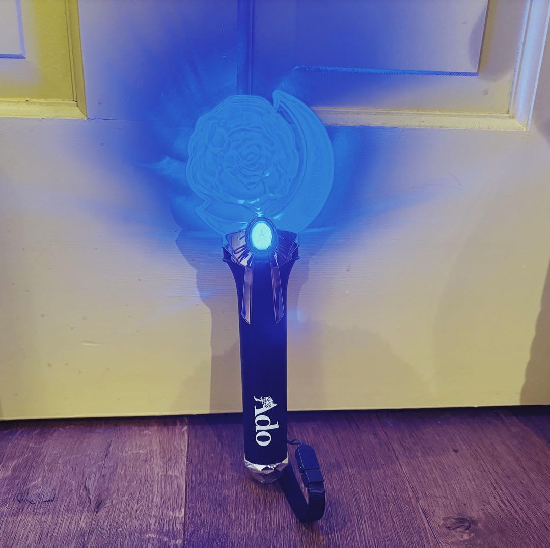 Ado モナ・リザの横顔ペンライト JAPAN TOUR 2024 公式 箱有 - メルカリ