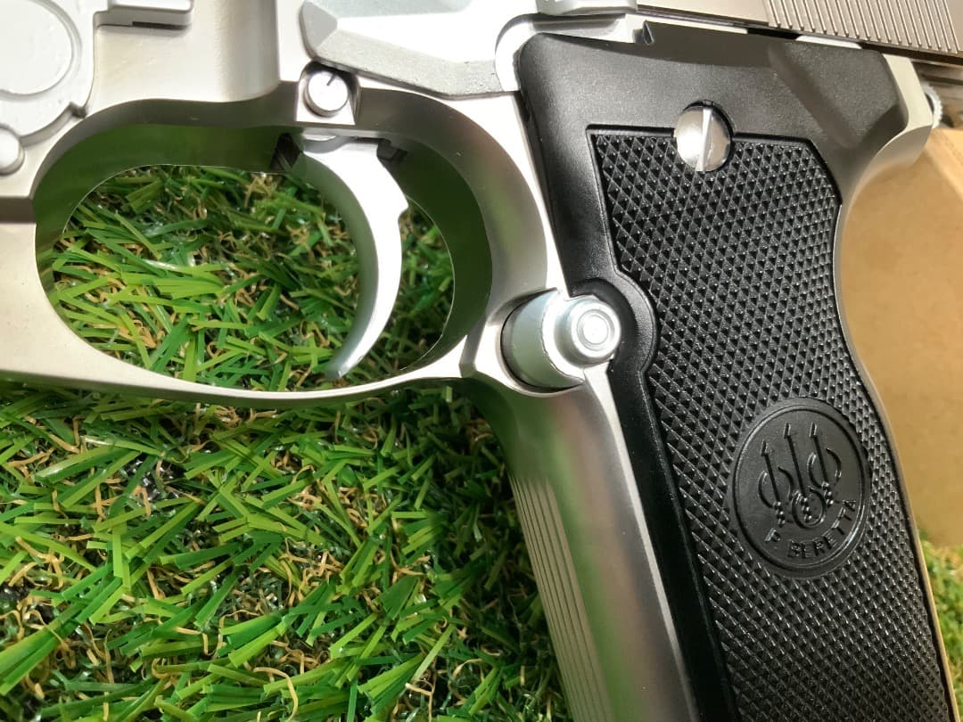 WA ウェスタンアームズ　クーガーF M8045 INOX シルバー　ガスガン