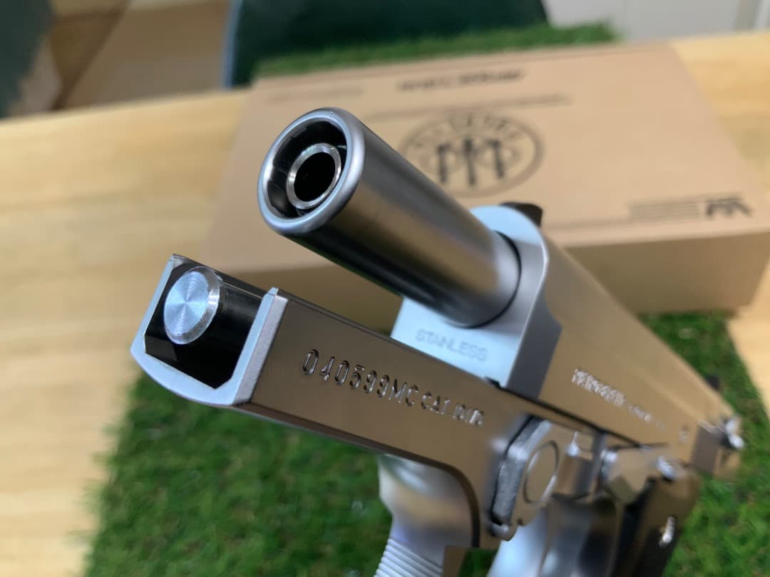 WA ウェスタンアームズ　クーガーF M8045 INOX シルバー　ガスガン