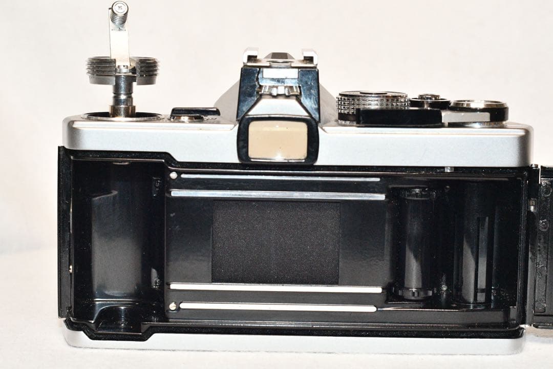 お値引き《動作品》OLYMPUS OM-1+中望遠ズームレンズ付きa404