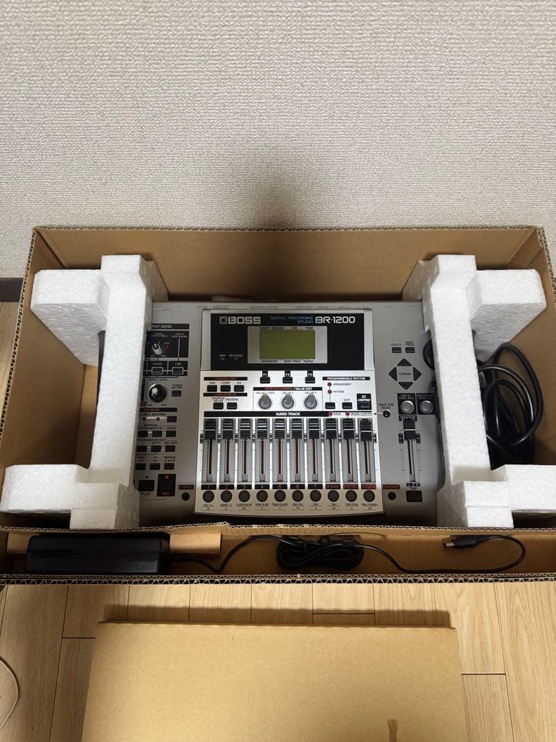 【電源確認済】マルチトラックレコーダー BOSS ボス BR-1200CD