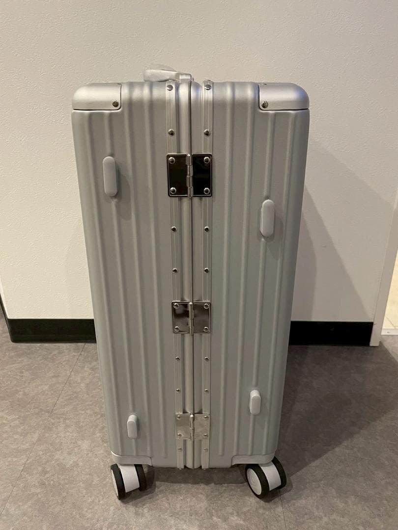 リベティ多機能キャリーケース【マットシルバーМサイズ】13 株式会社