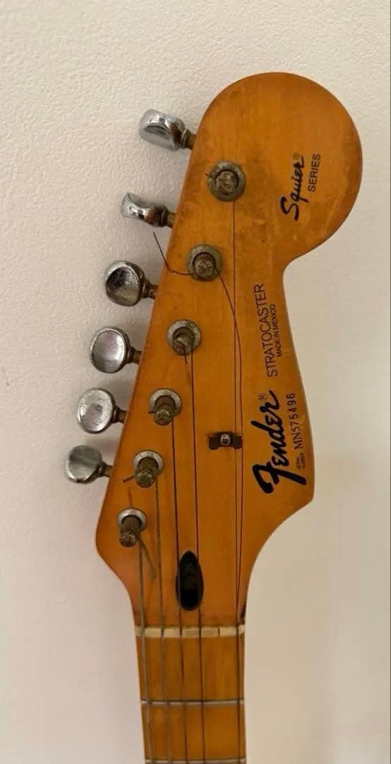 Fender Squier Stratocaster ホワイト エレキギター