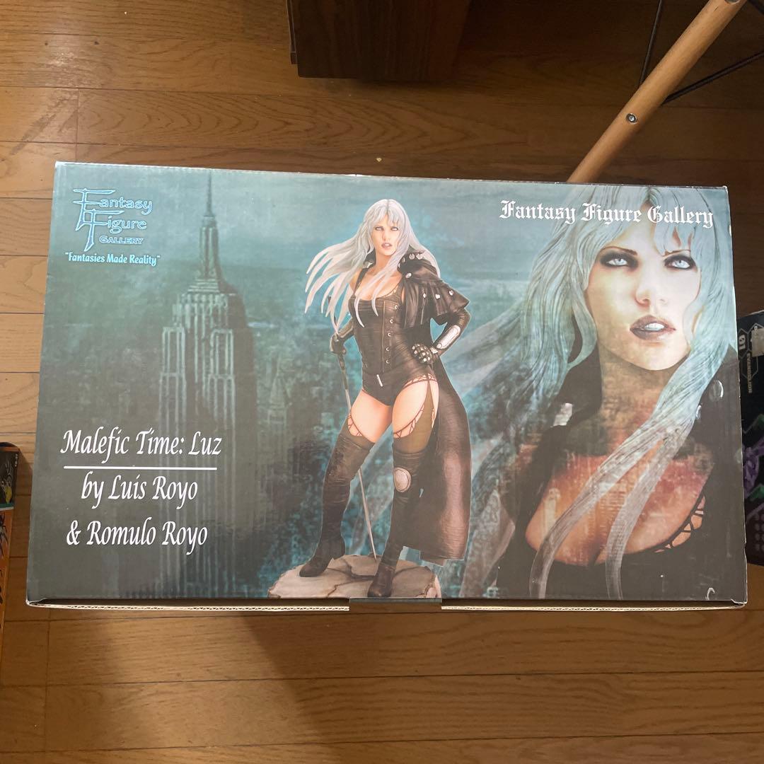 SF・ファンタジー・ホラー LUIS ROYO MALEFIC TIME YAMATO