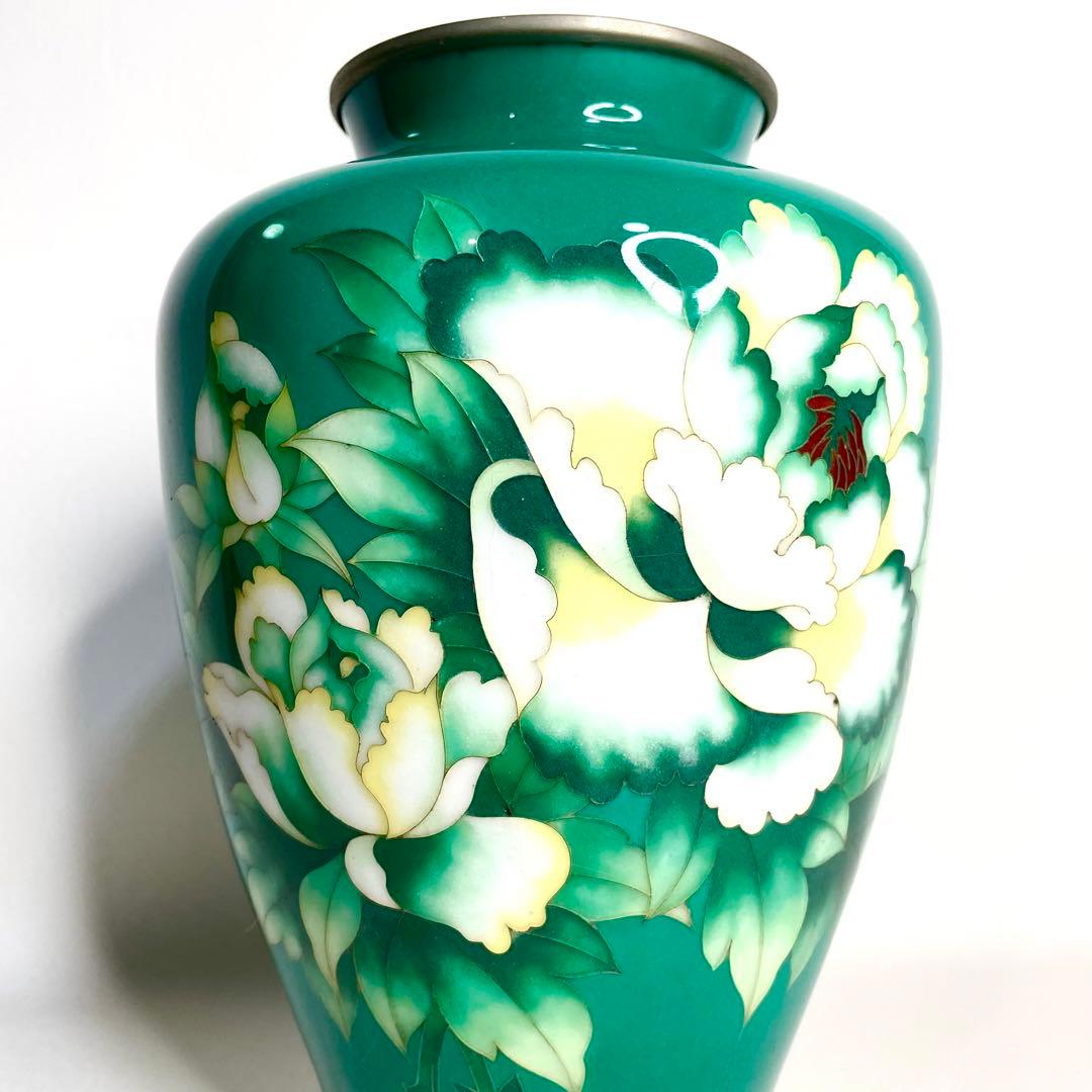 美術七宝焼』 花瓶 緑牡丹 壺 陶磁器 花柄 - メルカリ