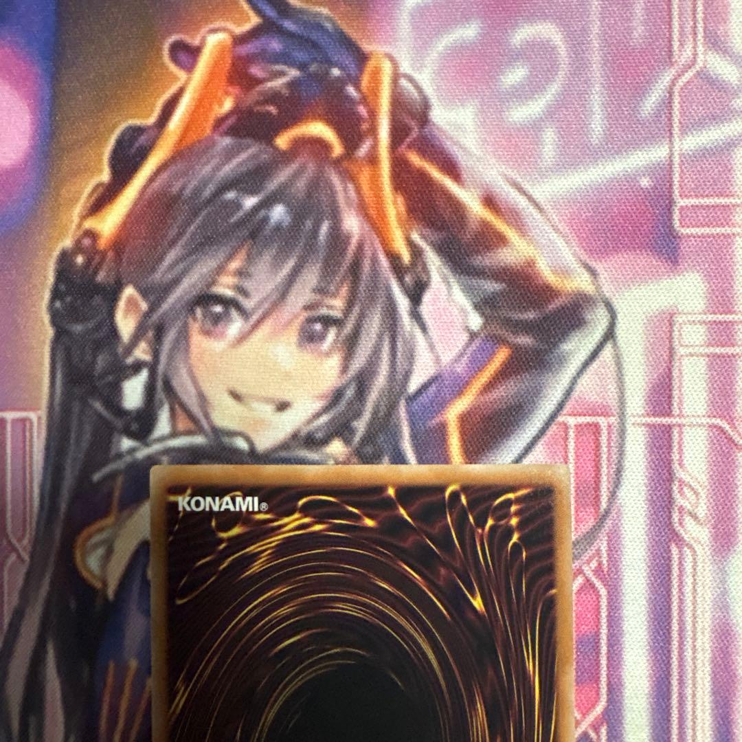 遊戯王　閃刀姫ハヤテ　絵違い　25thシークレットレア　クオシク