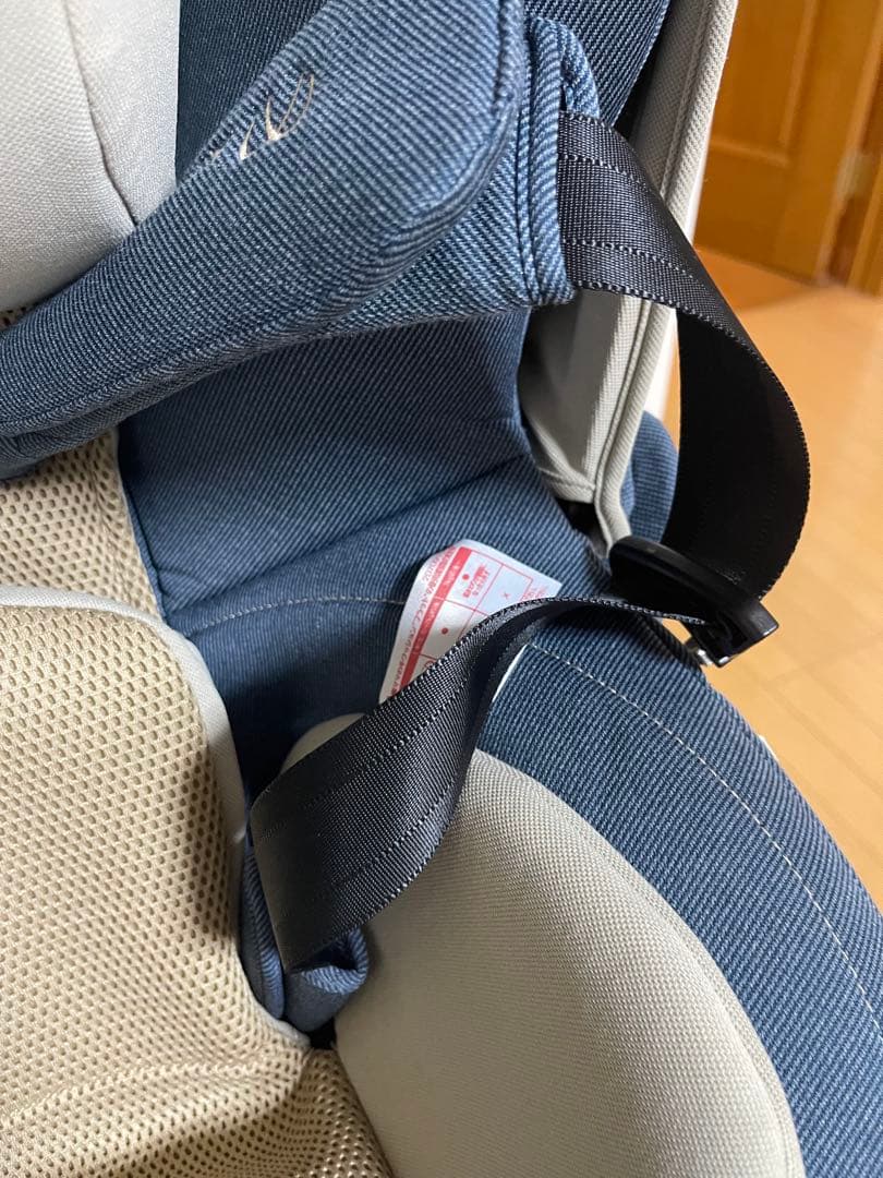 みょん。エールべべ　クルット6i プレミアム　デニムブルー　isofix