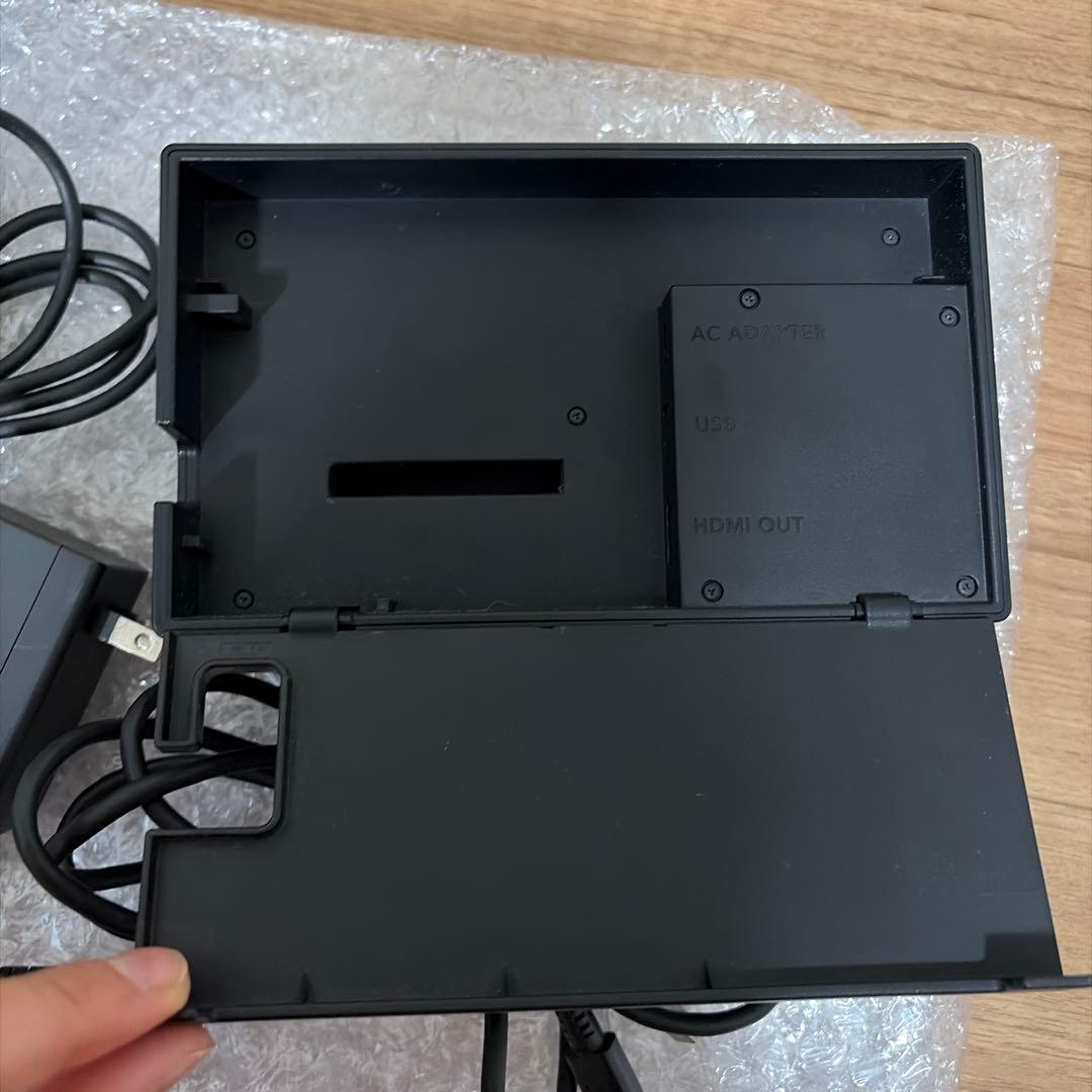 Nintendo Switch 本体 ＋ジョイコン6つ＋ケース