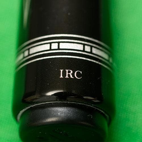 入荷しました Ize.× RHINO ビリヤード キュー 六剣プリント リザード