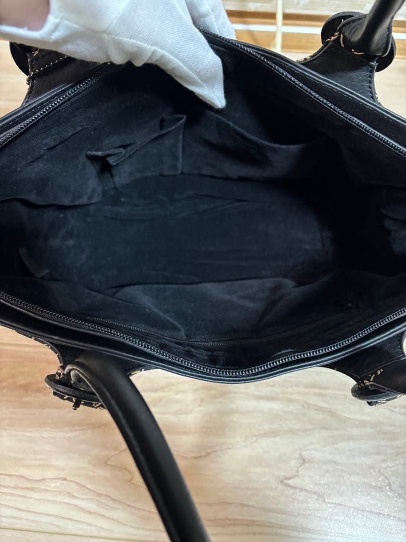 JRAタグ付き　レディース　ハンドバッグ　印傳屋 印伝屋　トンボ　逆台形　レザー