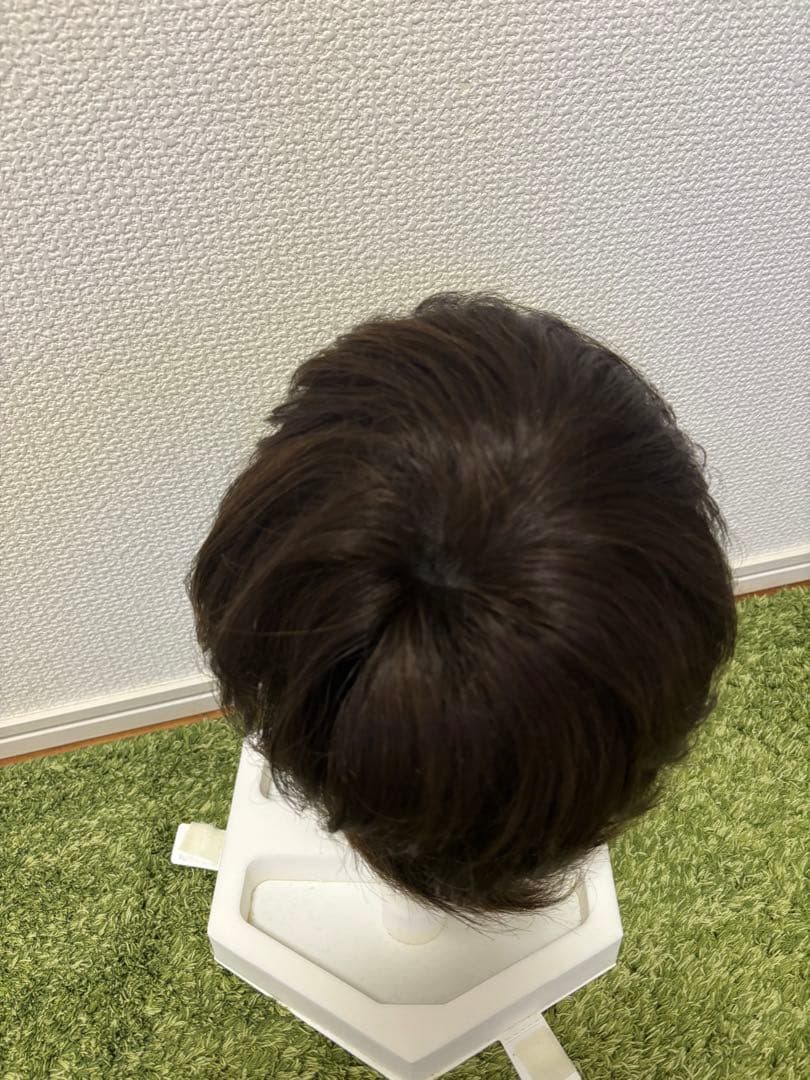 医療用ウィッグ　ジュリアオージュ、ショートヘアウィッグ　定価30万円程度