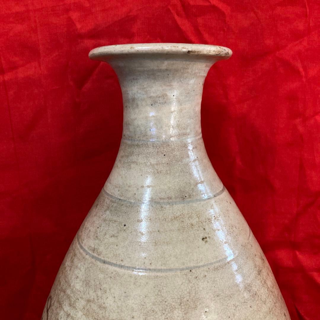 李朝 粉青沙器 白地鉄絵 瓶 徳利 魚水草文 鶏龍山