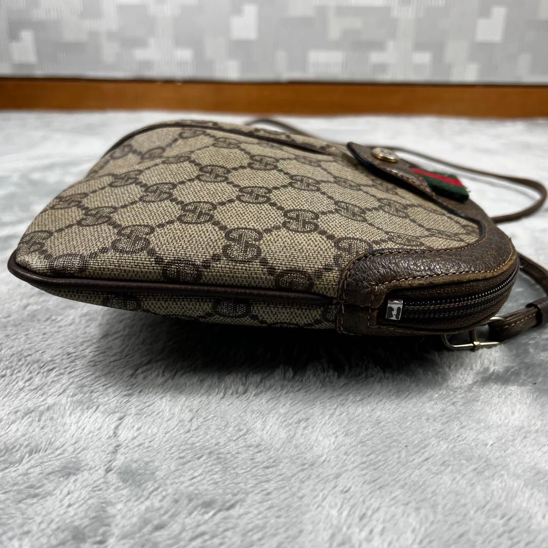 Gucci グッチ ショルダーバッグ GG シェリーライン 肩掛け◯