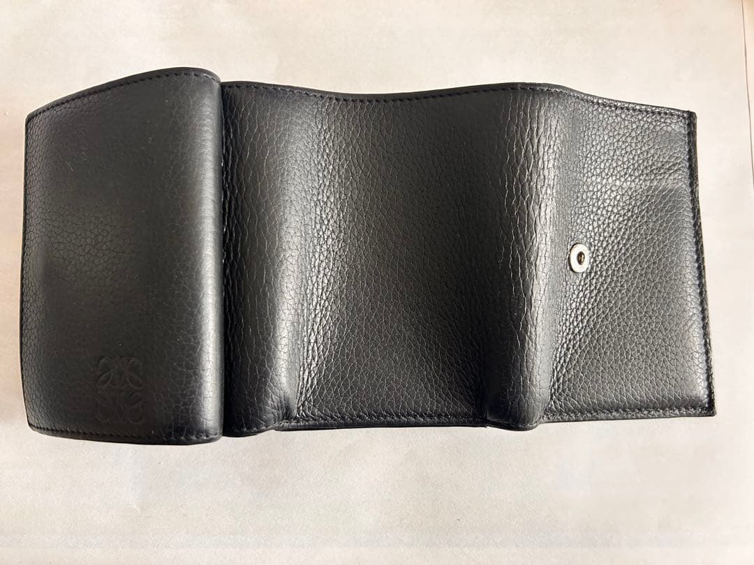 即購入可！ 値下げ交渉可！ロエベ 三つ折り財布 レザー ブラック