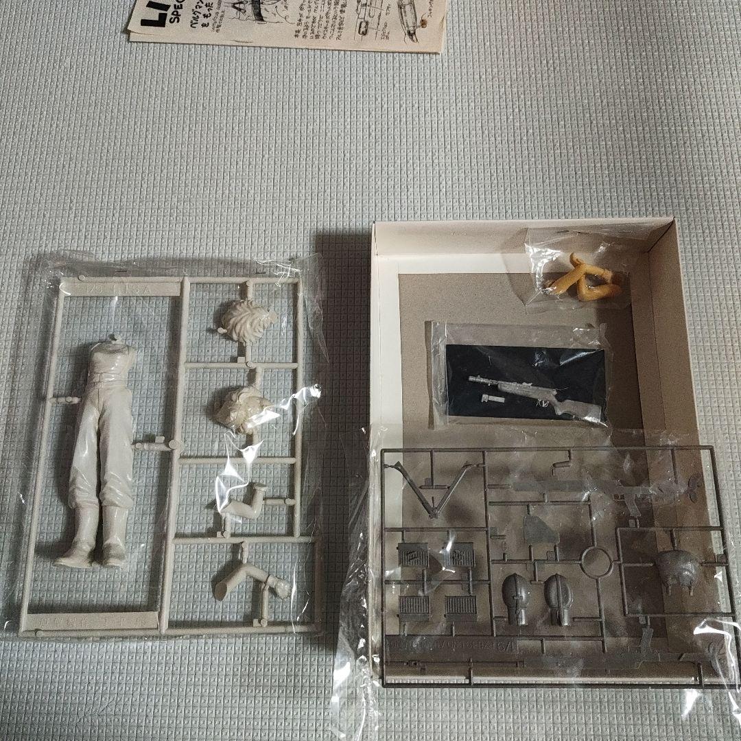 LISA and PZB-39 直筆サイン入り シリアルナンバー[007]