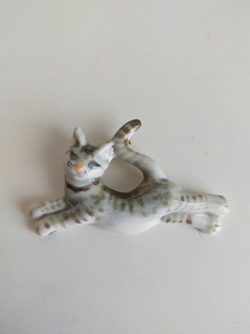 小菅幸子さん 猫ブローチ 小菅幸子 ネコ ブローチ ☆小菅幸子さん☆陶器☆