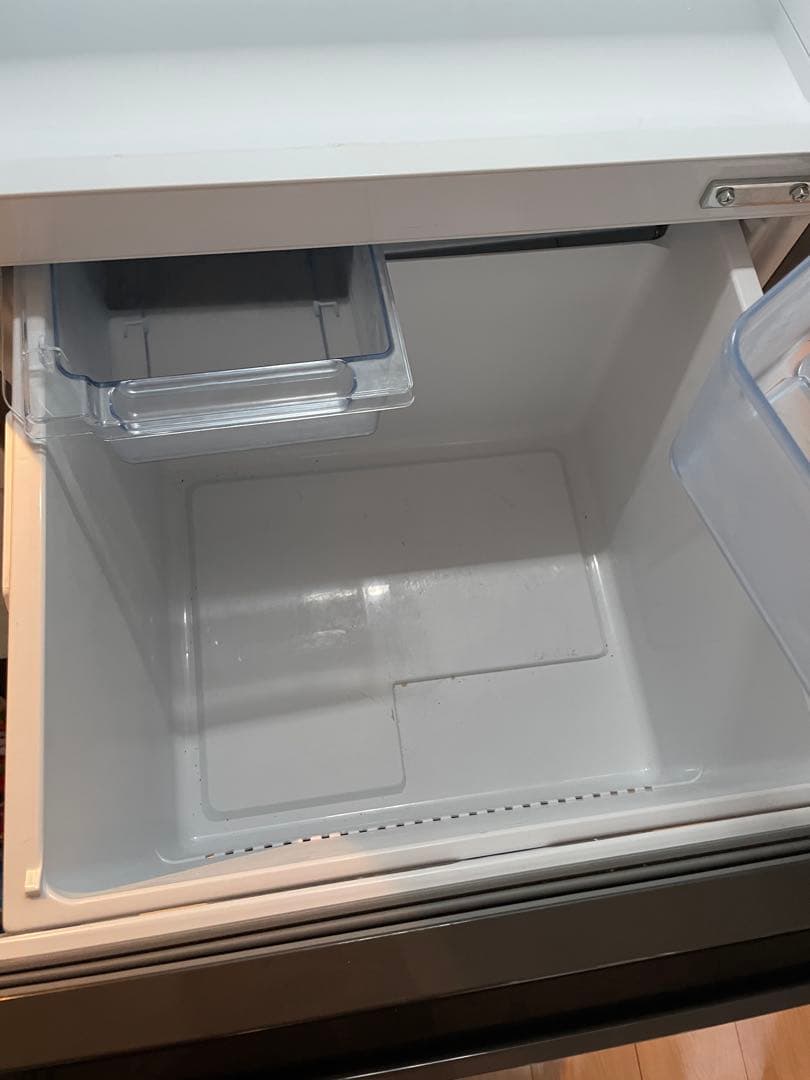 Hisense Refrigerator 282L/スペースグレイ/自動霜取り