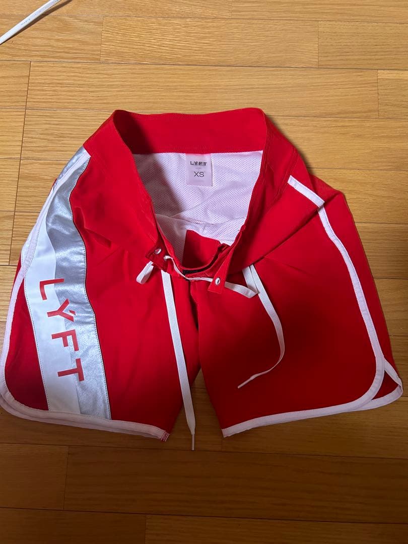 比嘉 さん専用】LYFT 赤 サーフパンツ XSサイズ 比嘉 さん専用】LYFT