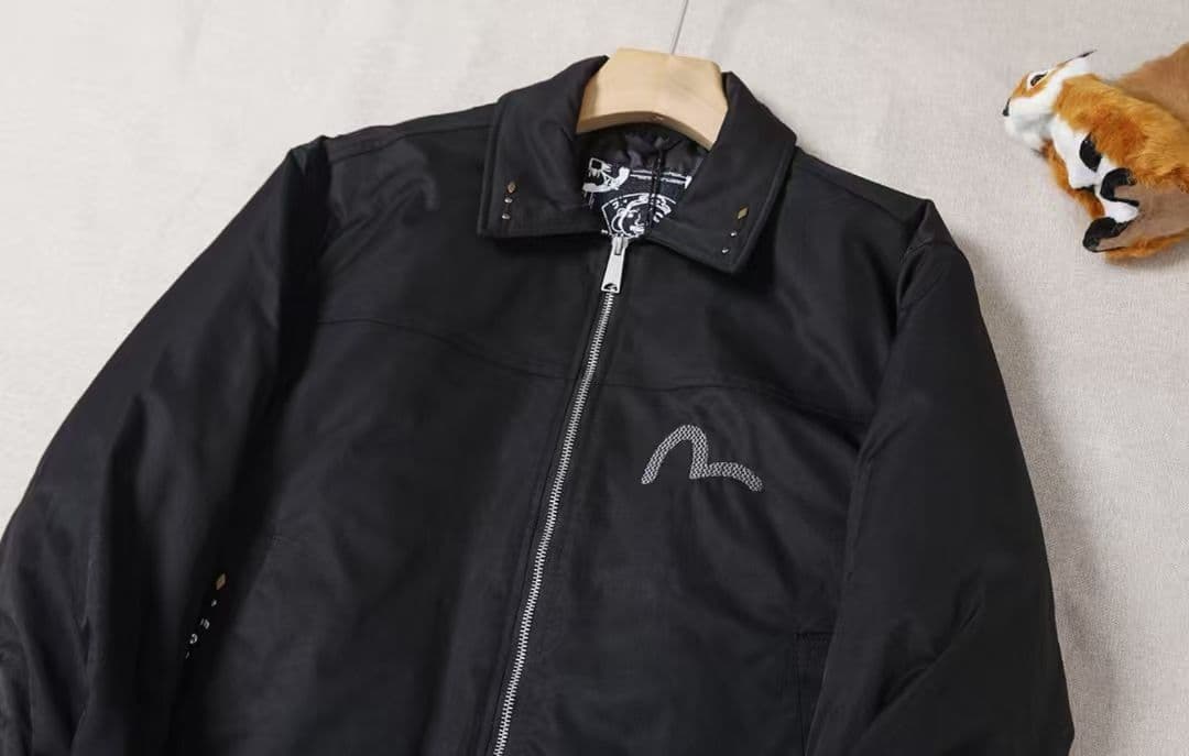 新品❤EVISU 刺繍入りのステンカラー、厚手カジュアルジャケット