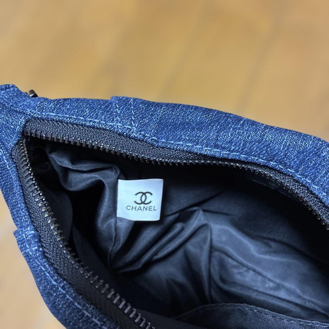 シャネルノベルティ デニムショルダーバック&ウェット素材ポーチ 2点set