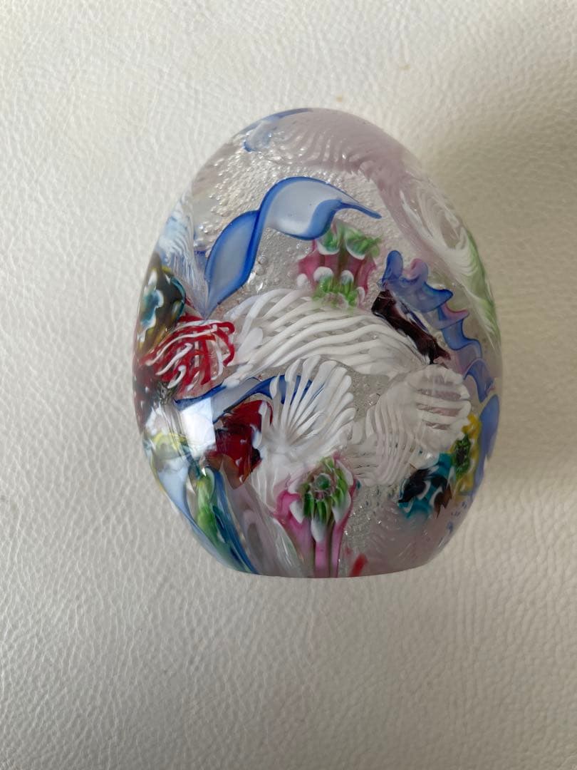 ベネチアンガラス エッグ型 ペーパーウエイト 文鎮 ラッティチーノ模様