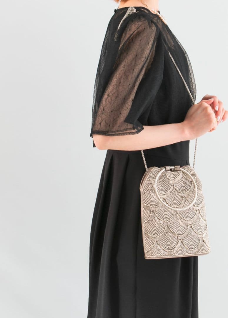 ROSSO リングハンドルビジューバッグ　パーティーバッグ