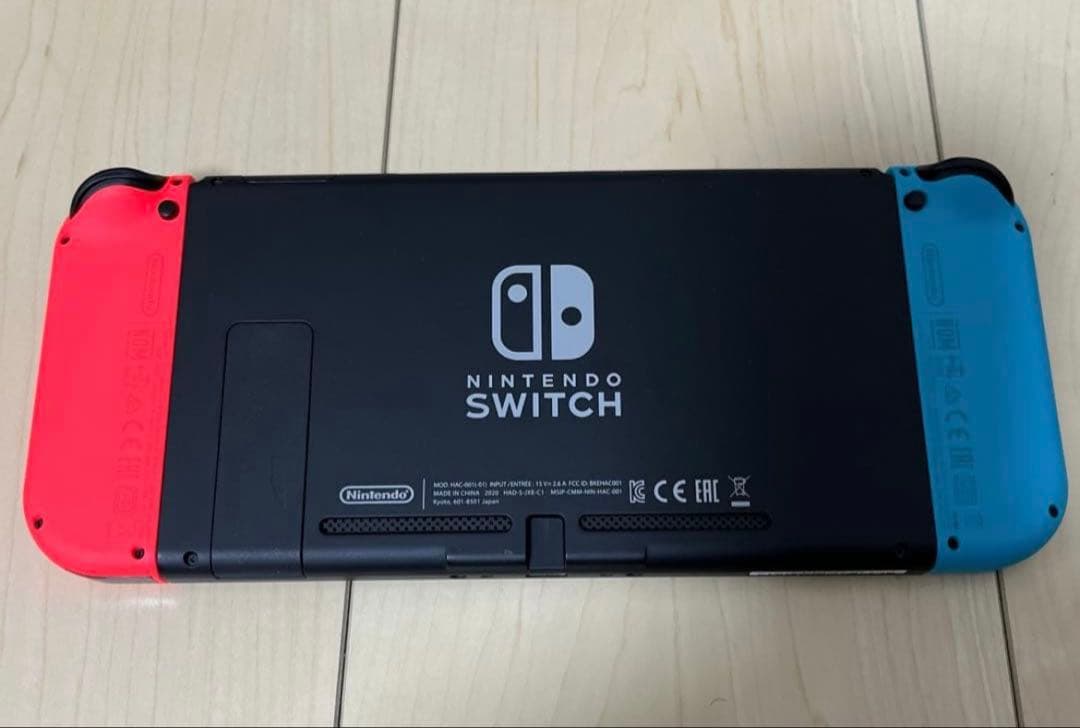 【美品】Nintendo Switch　ニンテンドースイッチ本体セット　ケース付