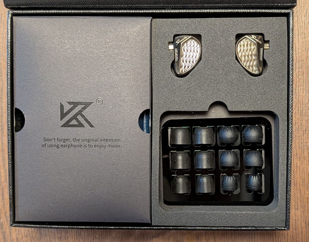KZ Sonata スイッチ無　4.4mm 銀線リケーブル付き