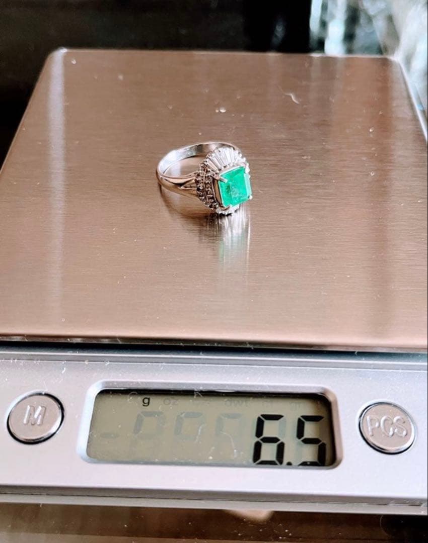 1.67ct エメラルド プラチナ　Pt900 12号　指輪【検索GSTV】