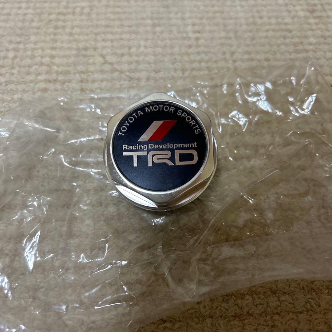 TRDオイルフィラーキャップ ワンタッチ式