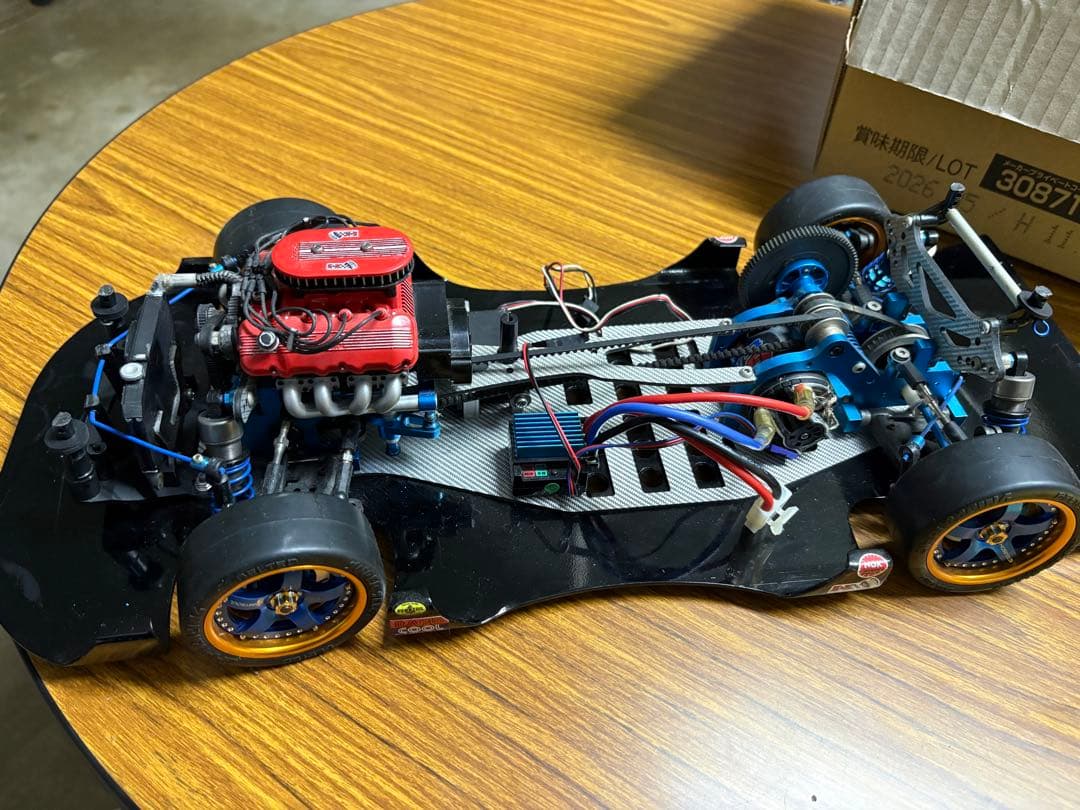 k*6様 ラジコン　RCカー　競技用　カーボンシャシー