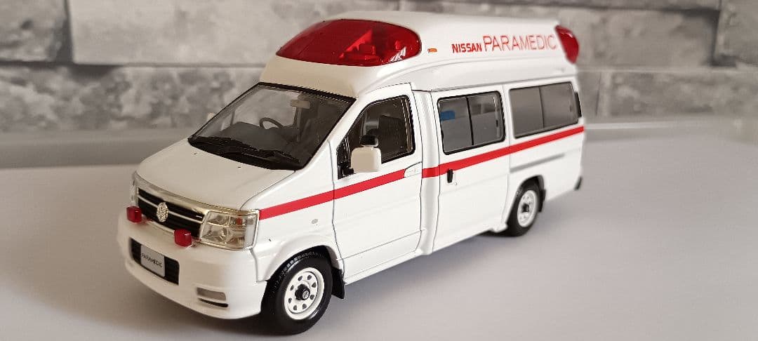 ミニカー TOMICA LIMITED VINTAGE NEO LV-N43 01a