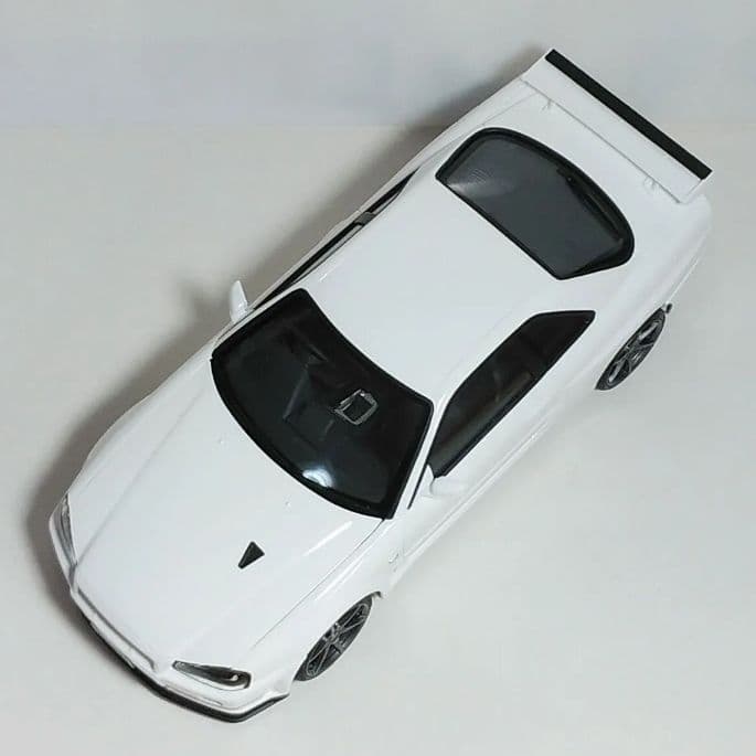 1/24　R34 スカイライン GTR VスペックII　プラモデル完成品