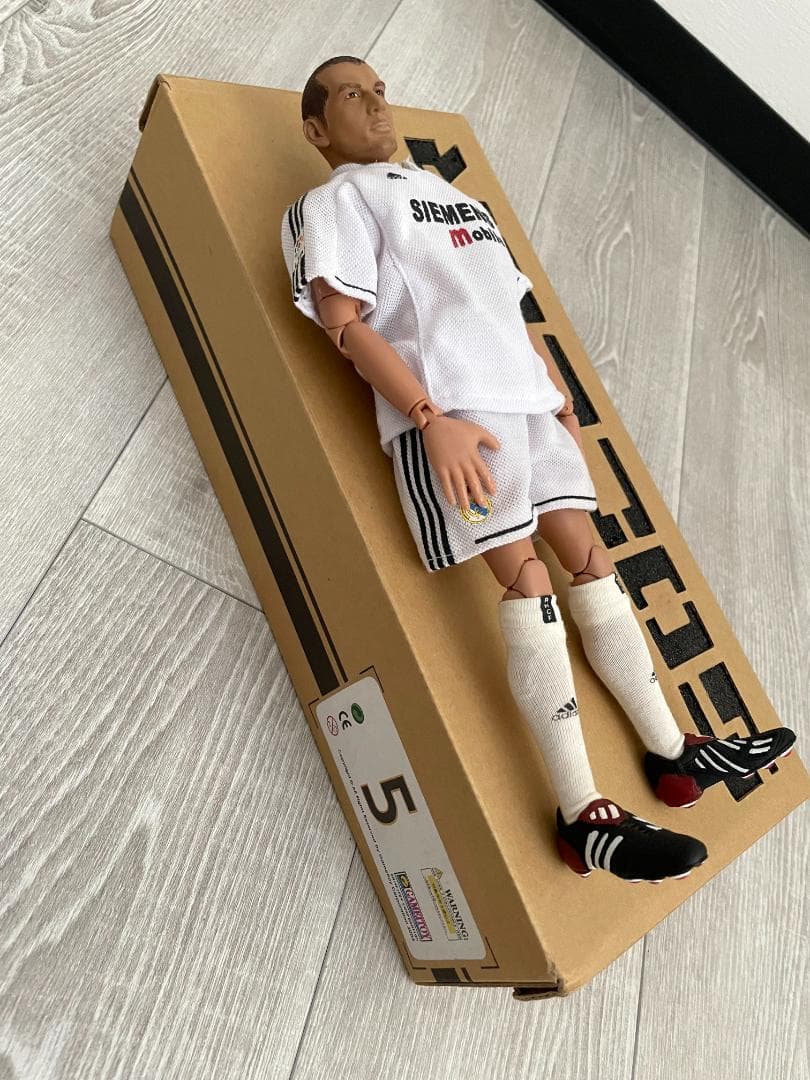 ジダン フィギュア レアル マドリード フランス adidas zidane
