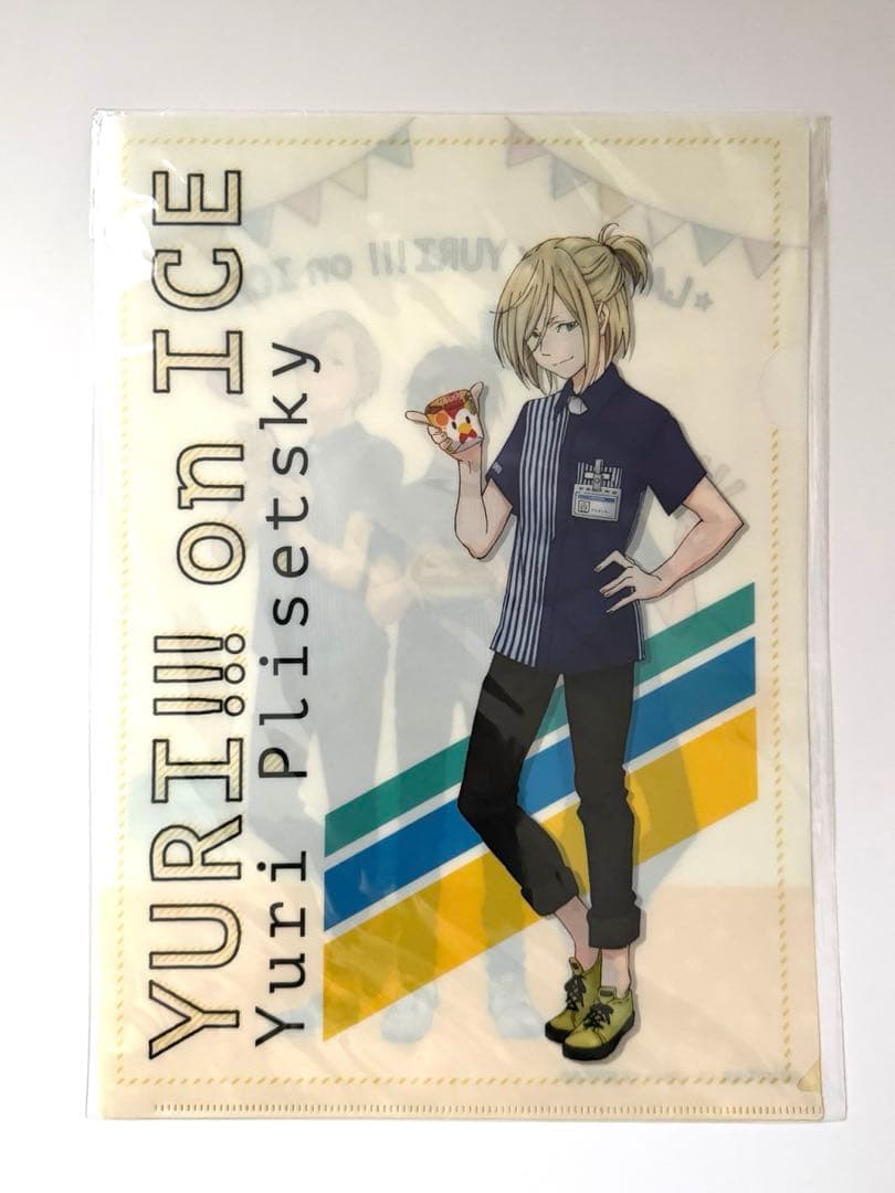 ユーリ!!! on ICE クリアファイル - メルカリ
