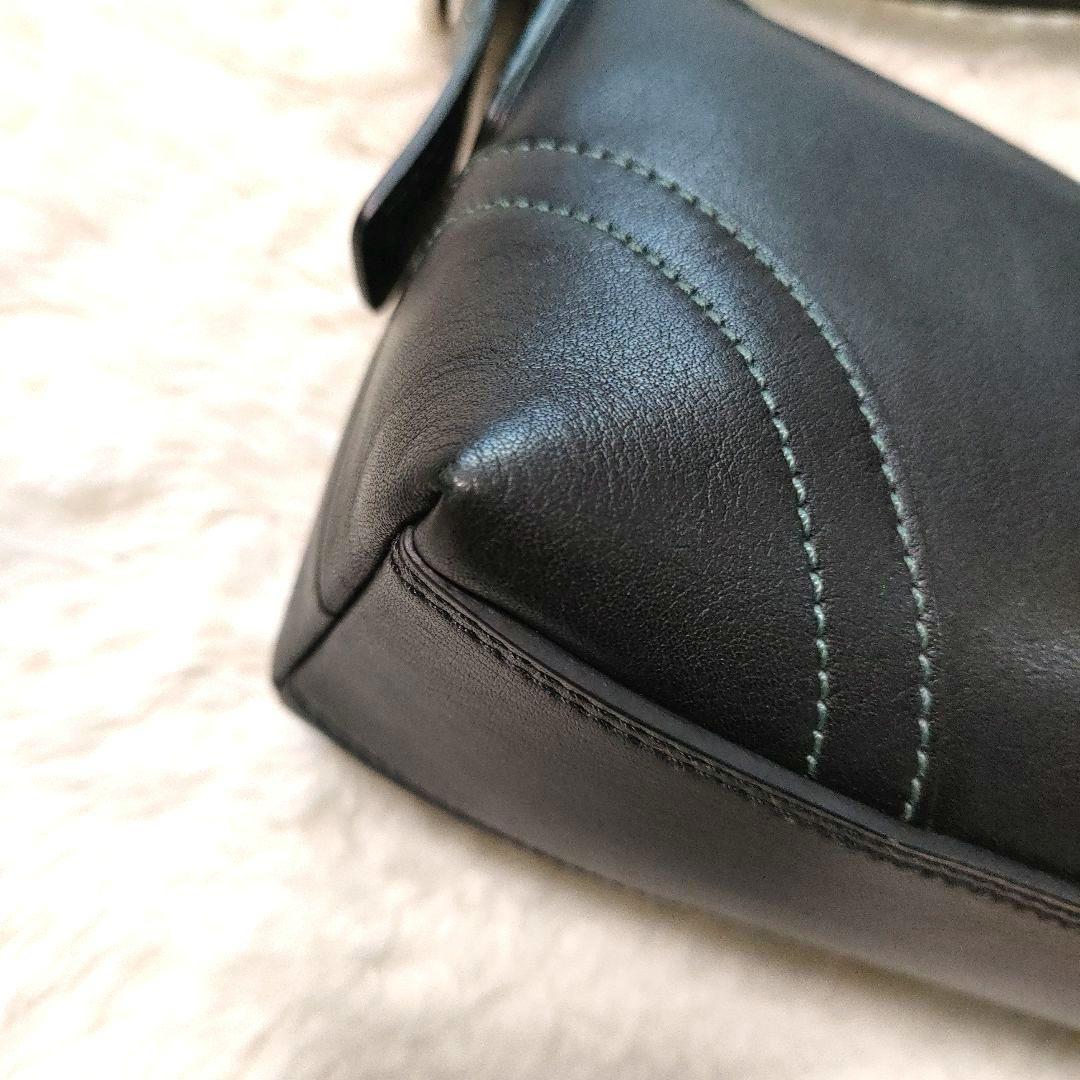 【美品】コーチ ワンショルダー アクセサリーポーチ 本革 タッセル ブラック