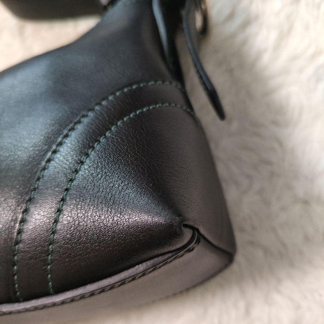 【美品】コーチ ワンショルダー アクセサリーポーチ 本革 タッセル ブラック