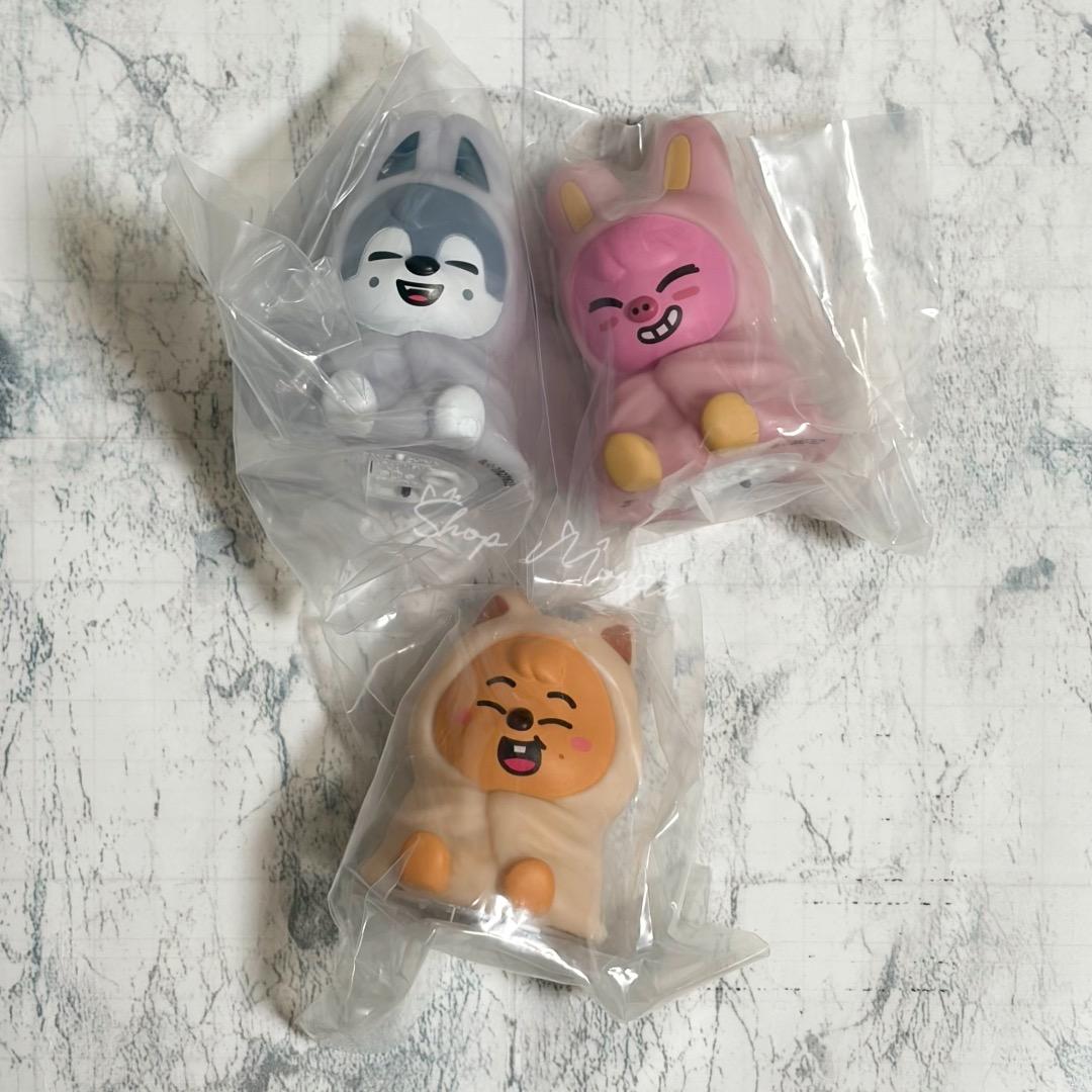 skzoo ライトマスコット ウルフチャン トゥエッキ ハンクウォッカ 3個