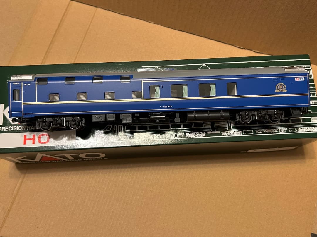 KATO HOゲージ スハネ25 北斗星 1-566（ソロ・ロビー）