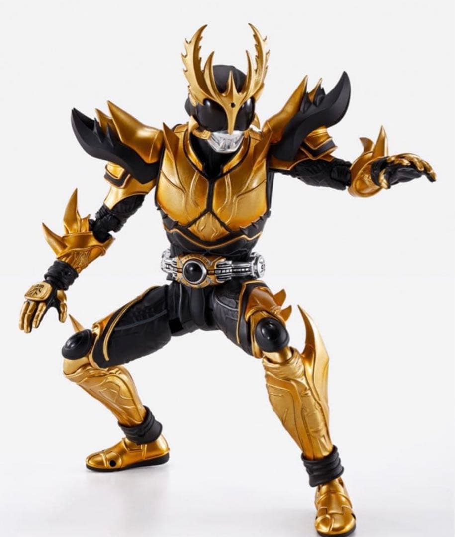 s.h.figuarts 真骨彫製法 仮面ライダークウガライジングアルティメット