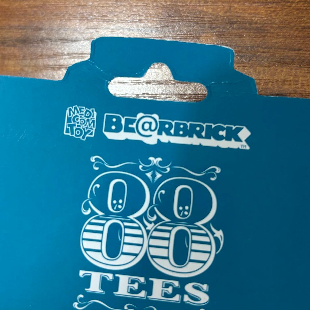 BE@RBRICK　ベアブリック　100%　ハワイ限定　88TEES　レア