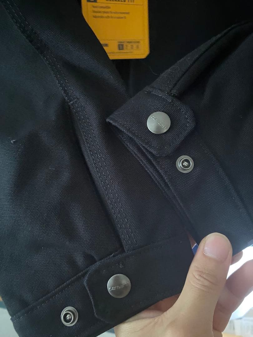 カーハート　デトロイトジャケット　ブラック　Sサイズ