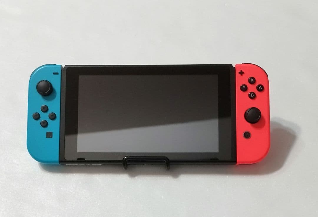 NintendoSwitchネオンレッド