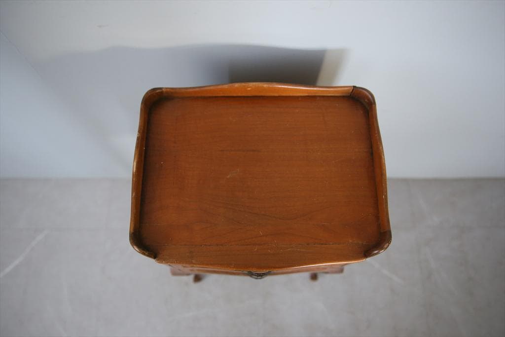 フランスアンティーク猫脚ベッドサイドキャビネット/ナイトテーブル机