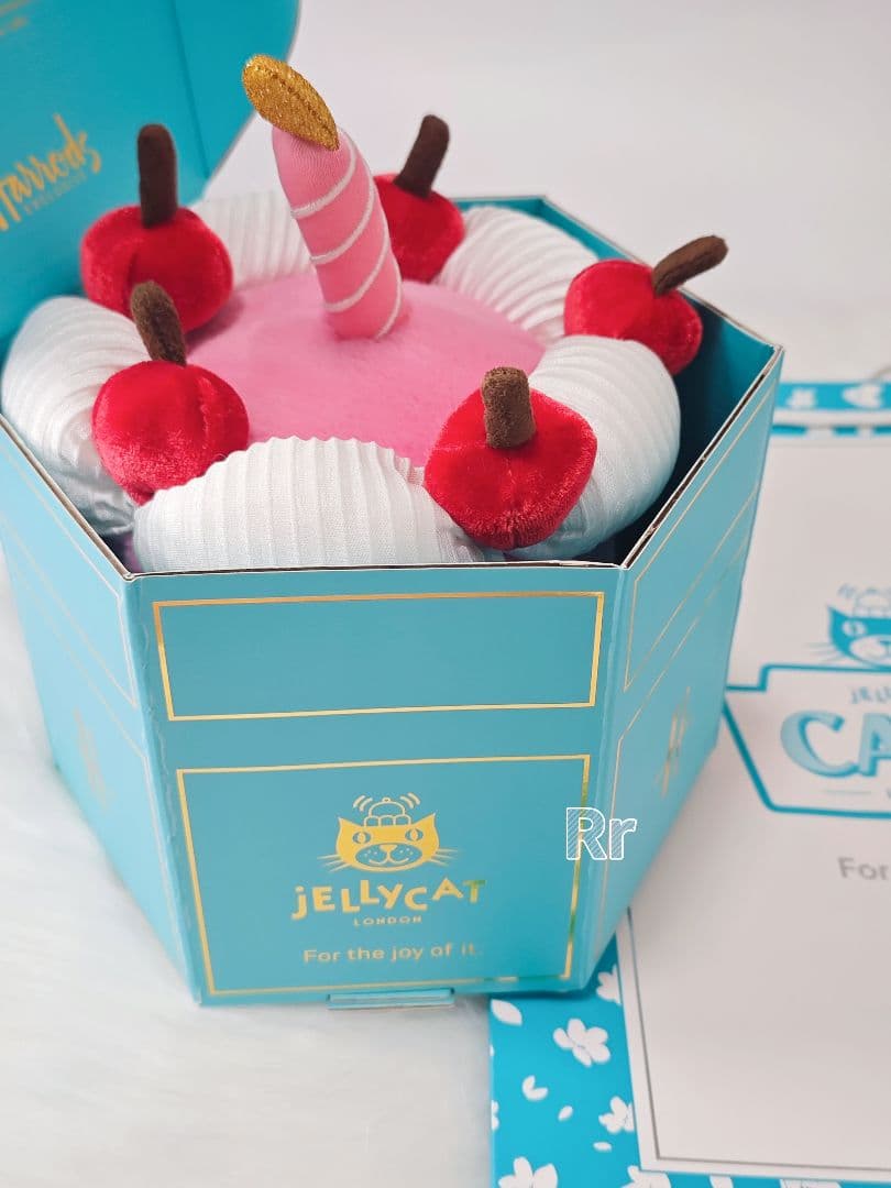  ジェリーキャット　ぬいぐるみチェリーケーキ　バースデー　誕生日