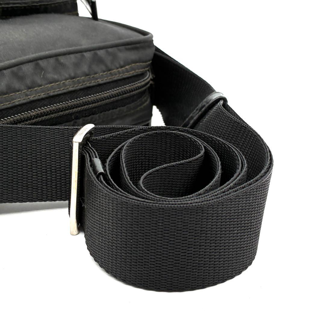 正規品 プラダ ショルダーバッグ 三角ロゴ 白タグ 斜め掛け ユニセックス 黒