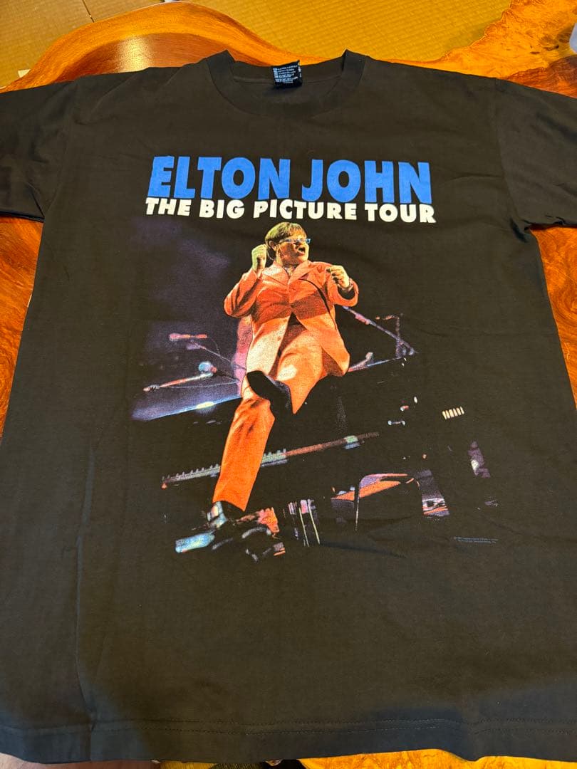 バンドT シャツエルトンジョン1997年ライブツアー　サイズM PolyGram バンドT シャツエルトンジョン1997年ライブツアー サイズM PolyGram