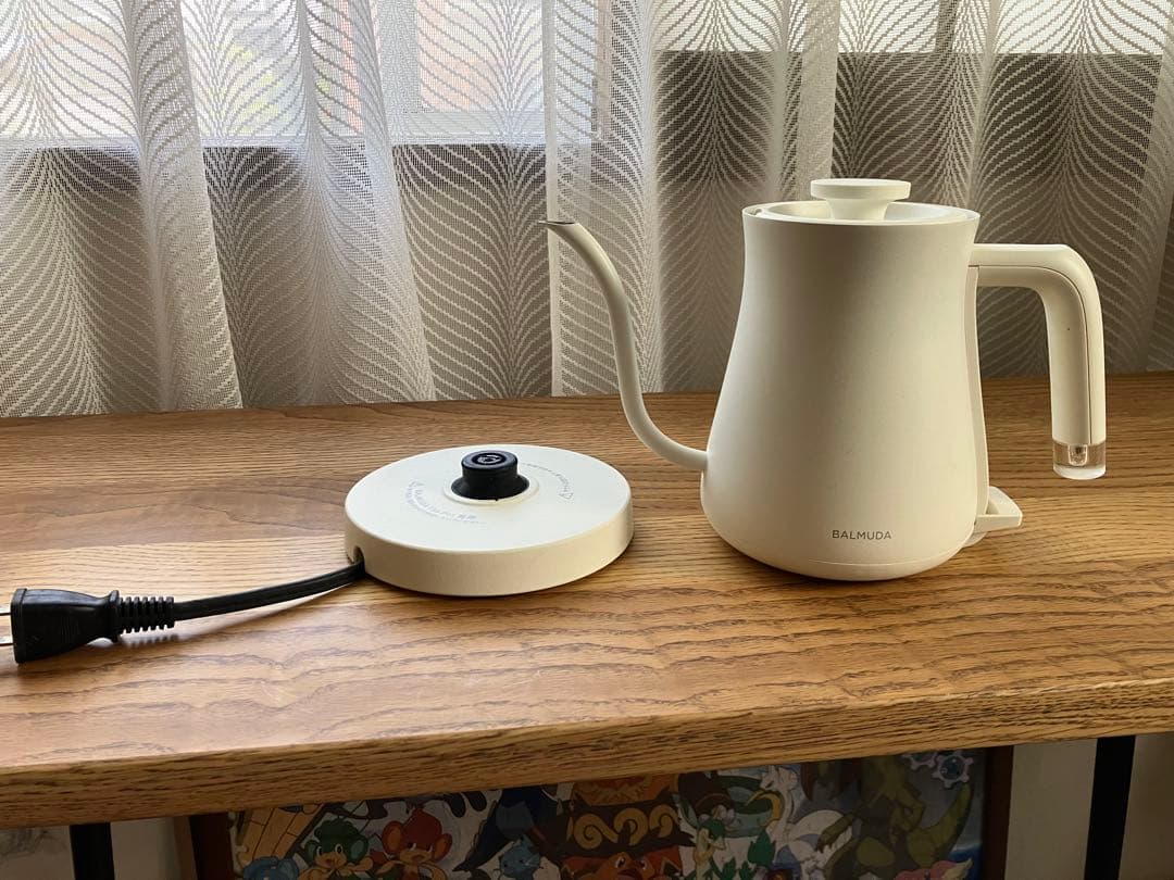 BALMUDA 電気ケトル The Pot ホワイト K07A-WH 楽天市場】2024年モデル