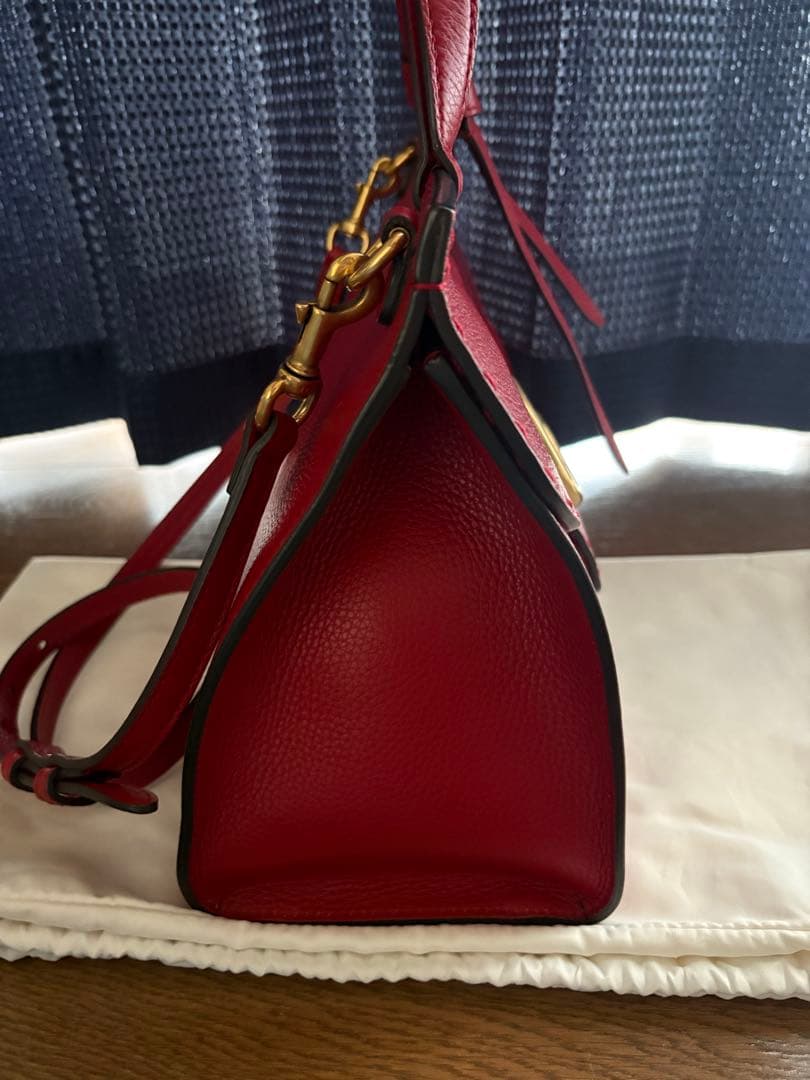 GUCCI グッチ　GGマーモント　バッグ　ハンドバッグ　421890 極美品