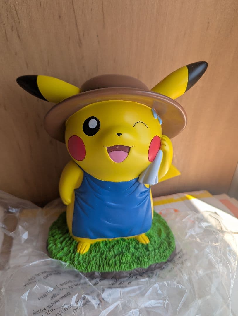 アメリカ　ポケモンセンター　ピカチュウ　オス　ガーデン　フィギュア スタチュー